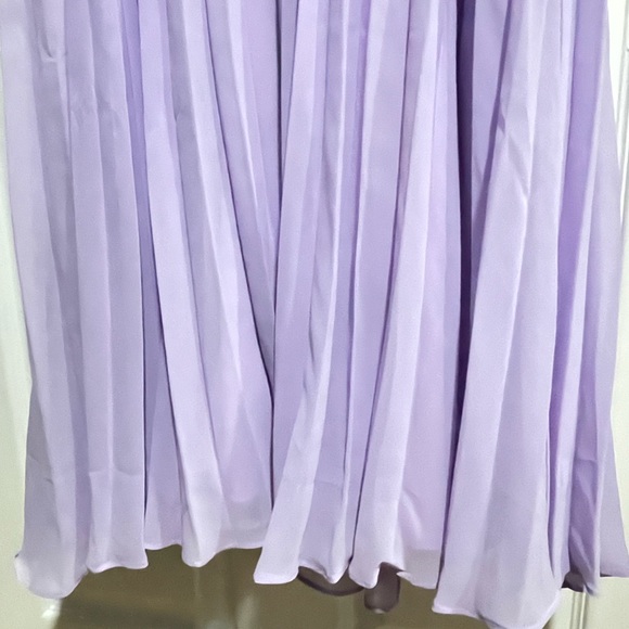 Fame and Partners Lilac Gown - Picture 8 of 16